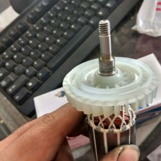 Rô máy mài Makita 9553