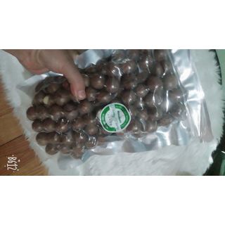 Macca nứt vỏ