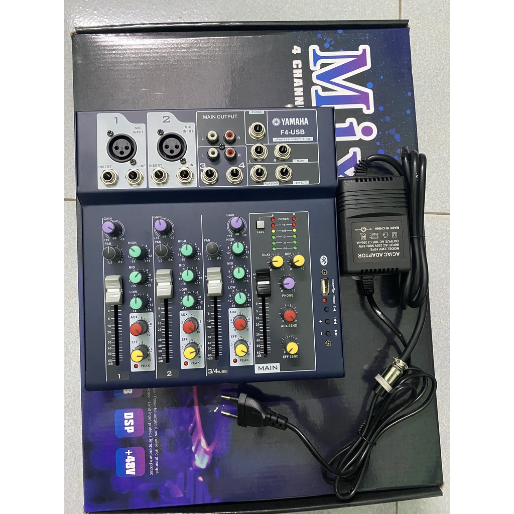 Trọn Bộ Mixer F4 USB Kèm Mic Takstar PC-K320 . Chất Âm Cực Hay , Âm Thanh Sống Động , Nâng Giọng Cực Tốt . BH 12 Tháng