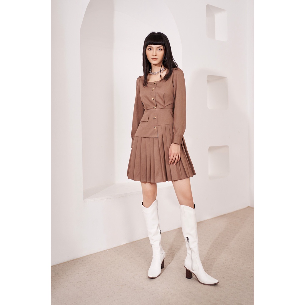 Đầm tay dài cổ vuông xếp ly LADY ME by Eva de Eva 22SDKO001N