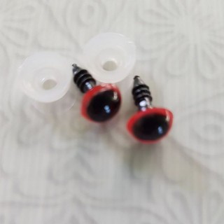 Mắt thú nhỏ