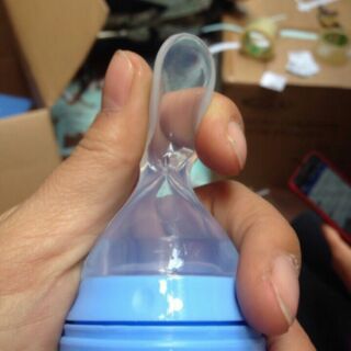 (130k) Bình thìa ăn dặm silicon Gluck