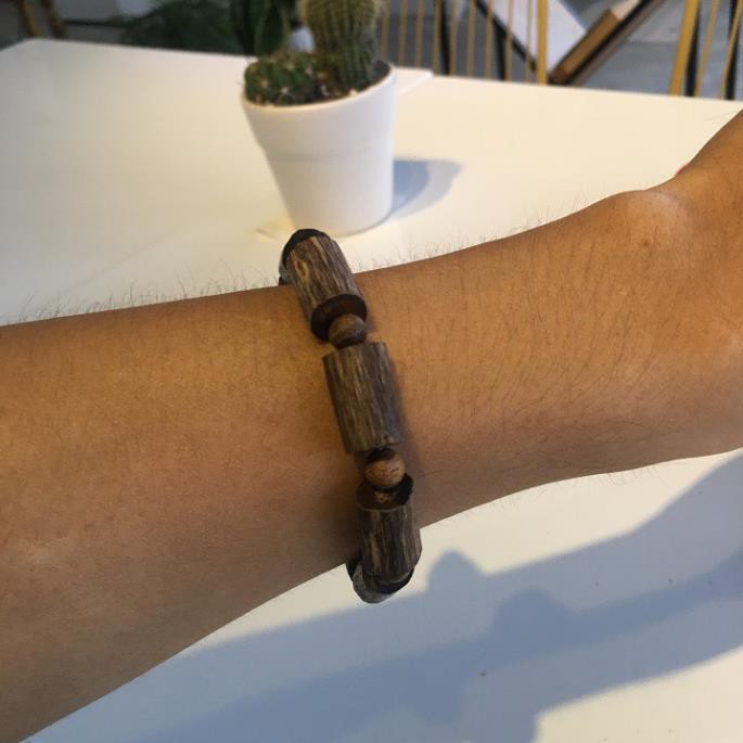 Vòng Tay Trầm Hương 🔥 Sánh Thiên Nhiên 🔥 Cực Chất ( Tặng Hộp Nhang Nụ Trầm Hương 18 Búp Sen nguyên chất ) | BigBuy360 - bigbuy360.vn