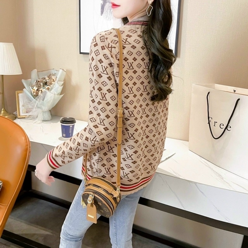 Áo khoác nữ cadigan len dài tay hoạ tiết chữ lv kèm video ảnh chụp thật tại shop