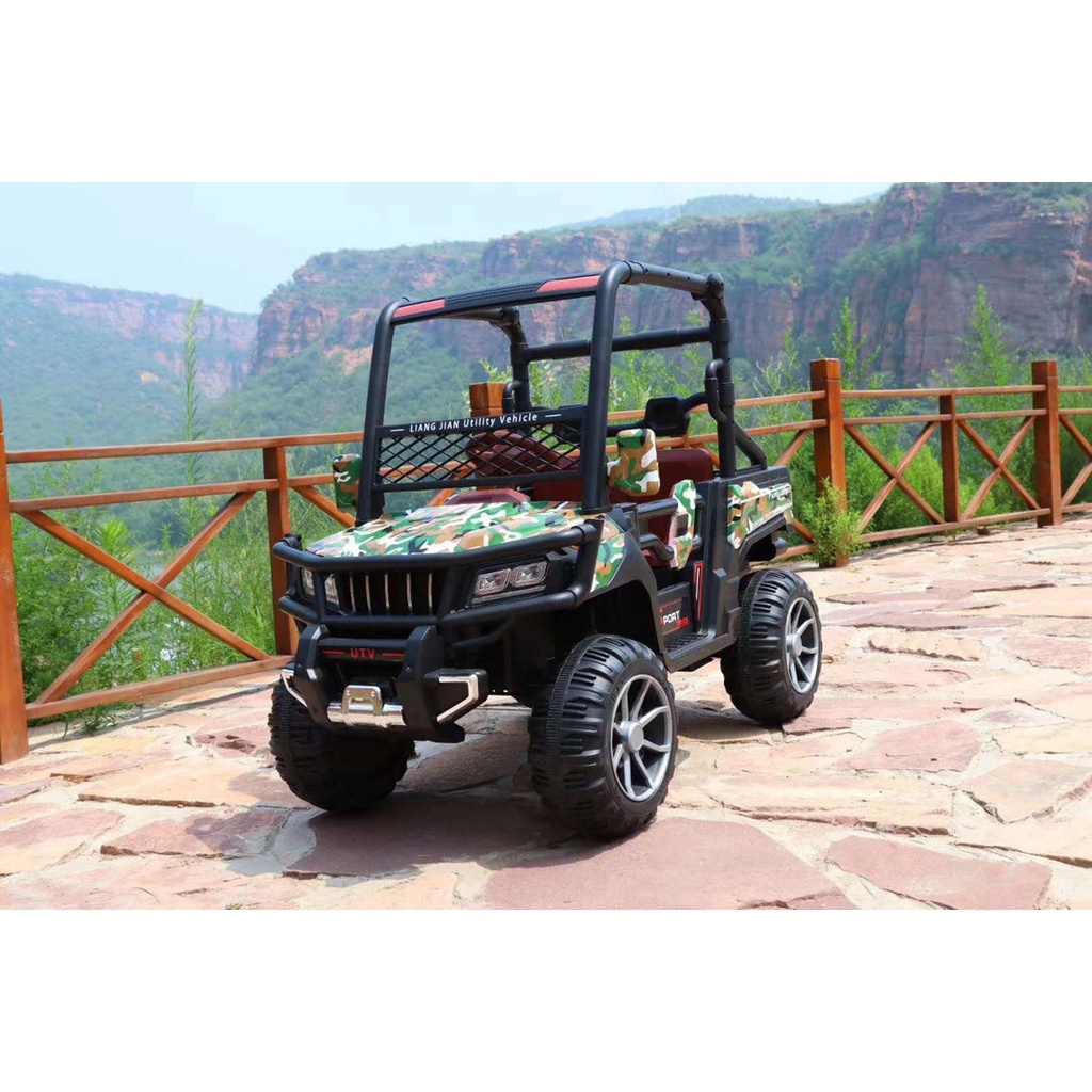 Xe ô tô điện 3 chỗ ngồi cho trẻ em dòng xe jeep