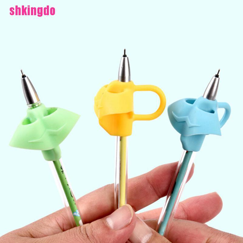 Set 3 dụng cụ tập viết bằng silicone cho bé
