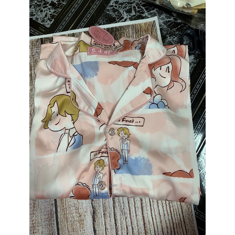cô gái hồng