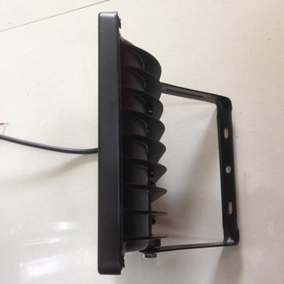 ĐÈN PHA LED 20W - RGB (16 MÀU)