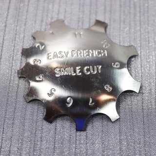 Khuôn cắt bột nail