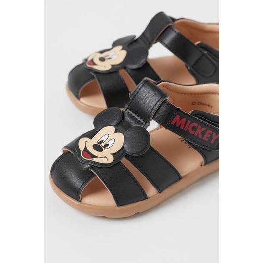 Sandal rọ mickey bé trai Hm auth