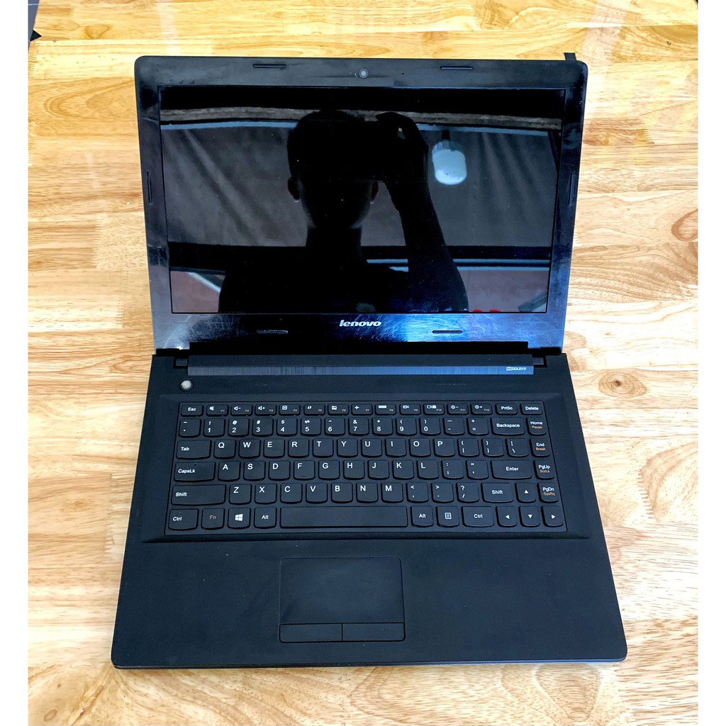 Laptop Lenovo G40-70 Core i3-4030U Ram 4GB HDD 1TB (1000GB) VGA ON Màn Hình 14 Inch Máy Đẹp