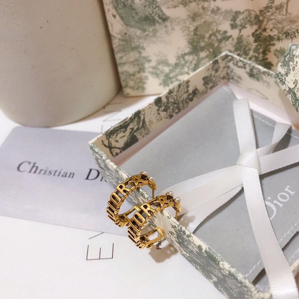 Khuyên Tai Tròn Bằng Thép Titan In Logo Dior Thời Trang Cho Nữ