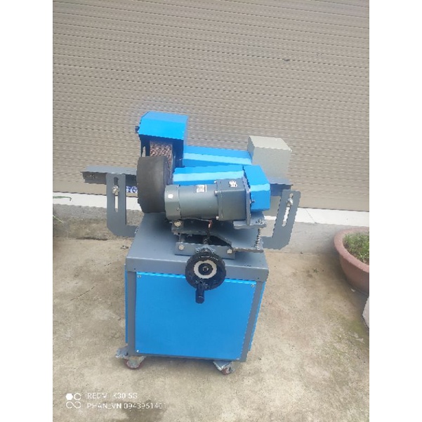 Máy mài ống tròn inox