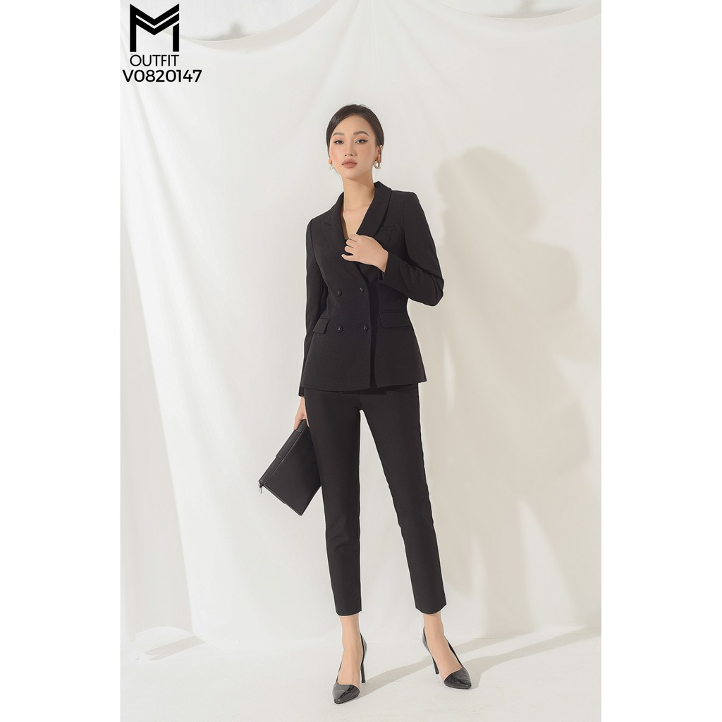 Áo Vest Cổ Bẻ, Trang Trí 4 Cúc Mắt Cáo MMoutfit V0820147