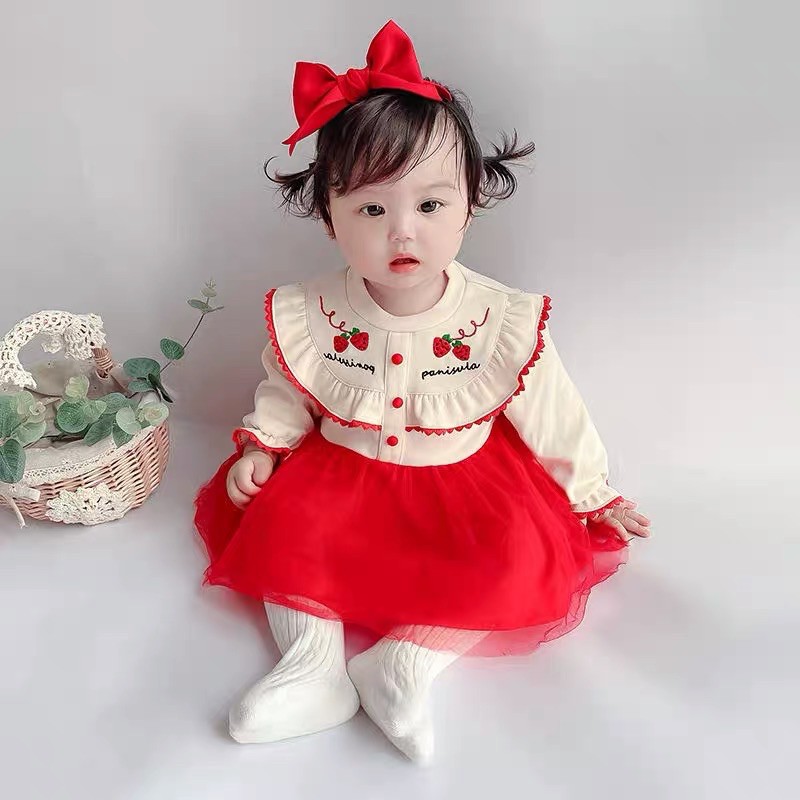 Đầm Dài Tay Thêu Hình Quả Dâu Dễ Thương Cho Bé