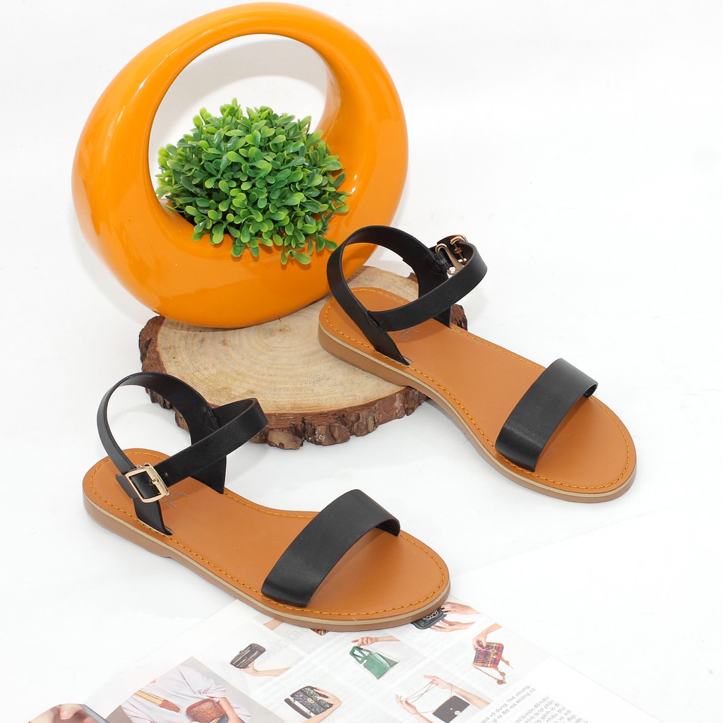 Giày Sandal Bệt Quai Ngang Pixie X555