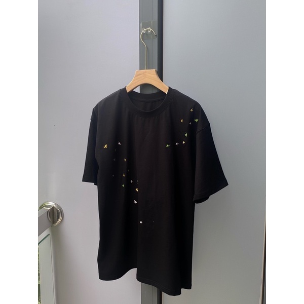 Áo thun thêu Heartstopper theo yêu cầu chất liệu cotton 4c chất dày dặn, cao cấp.