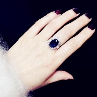 Beautiful elegant blue gemstone silver plated ring