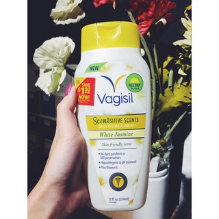 Dung dịch vệ sinh Vagisil