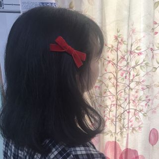 Kẹp nơ nhung đỏ