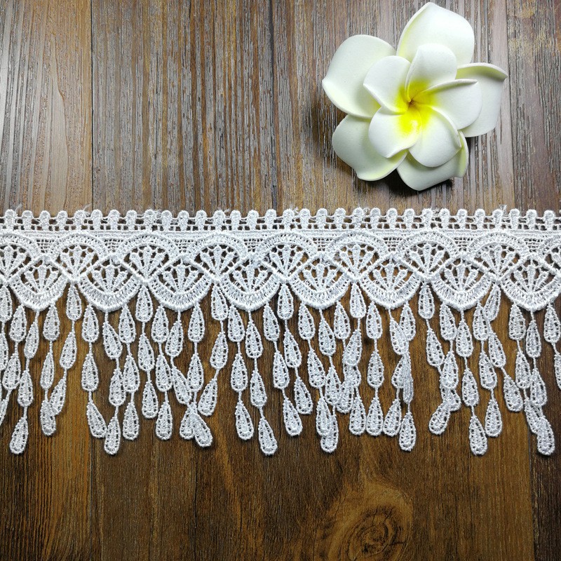 Dải Dây Ren Trắng/Đen Phối Tua Rua Đa Năng