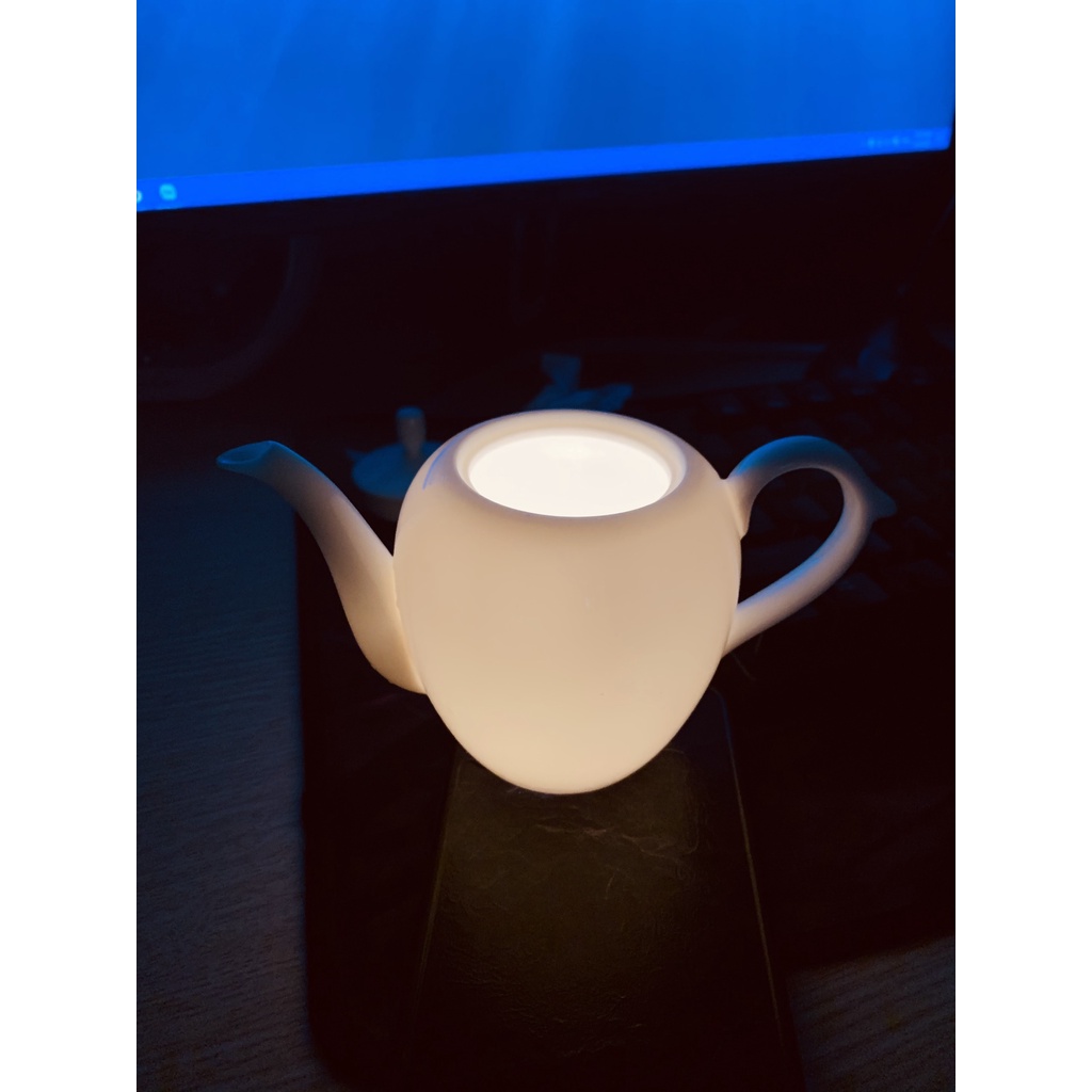 Ấm trà sứ Bạch Định - Mỹ Nhân Kiên