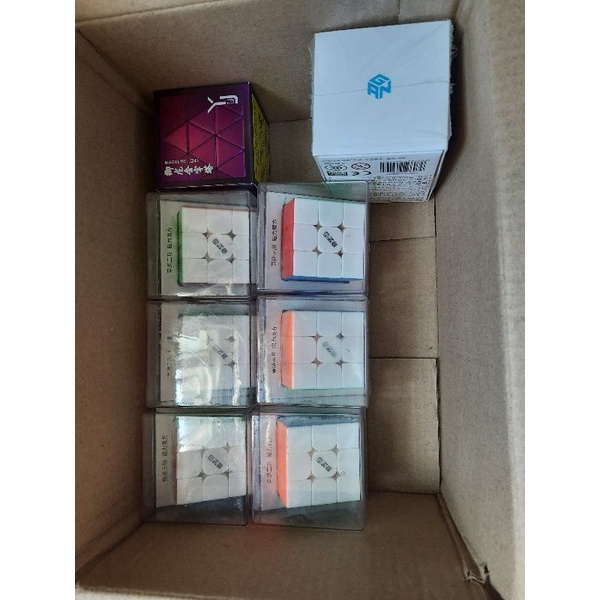 Rubik 3x3 QiYi MS Magnetic Stickerless Rubik 3 Tầng