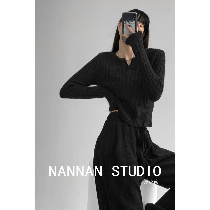 Retro show thin waist pit strip knitted short jacket autumn and winter Korean version of small V-neck long-sleeved sweater bottomed sweater