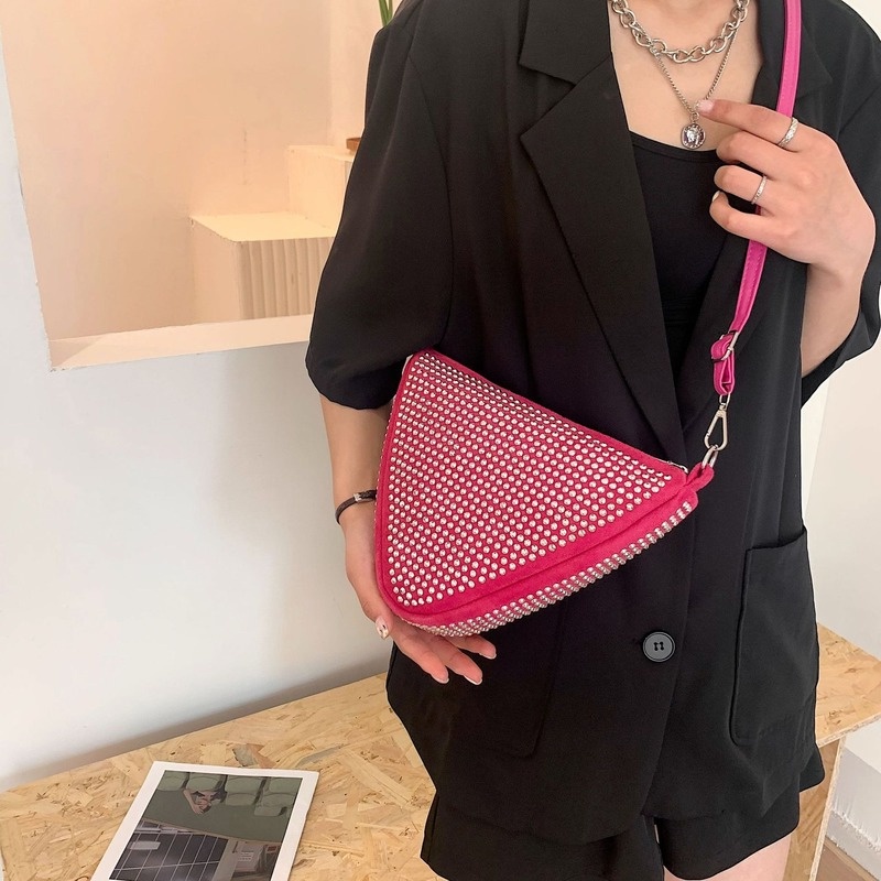 Túi Tam Giác Cầm Tay Phong Cách Hàn Quốc Mới 2022 NB00241