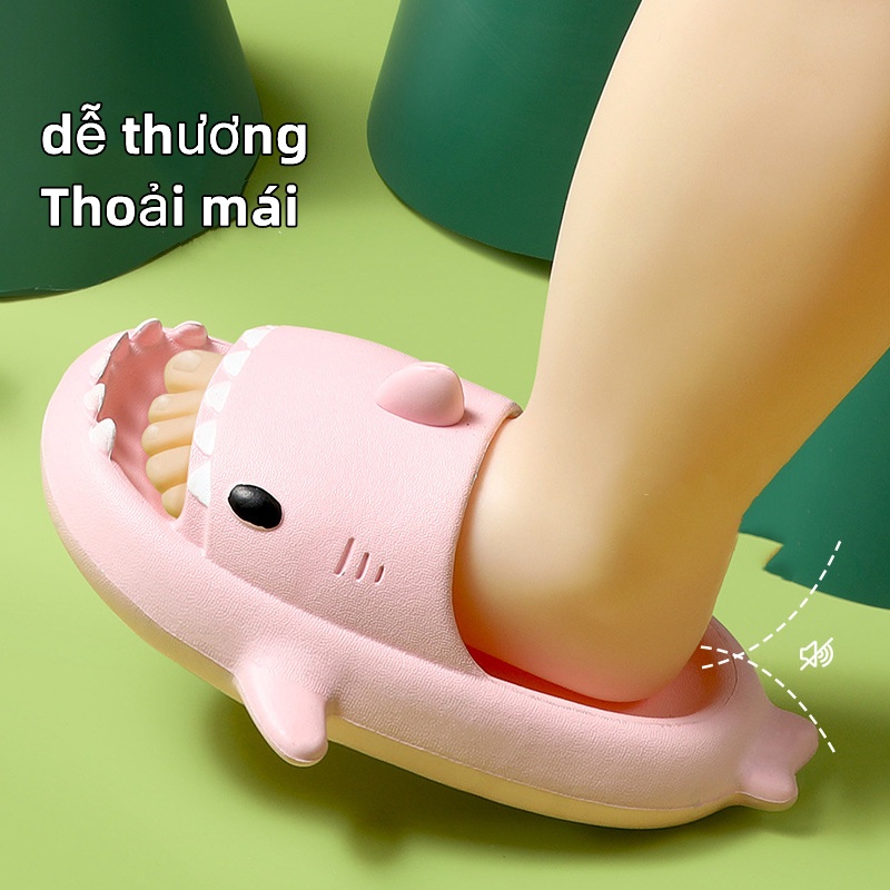 Dép Sandal Đế Mềm Chống Trượt Hình Cá Mập Ba Chiều Dành Cho Trẻ Em Mang Trong Nhà