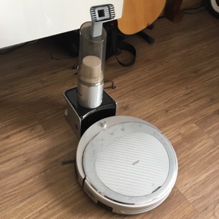 Robot hút bụi lau nhà Haier TAB-T550WSC