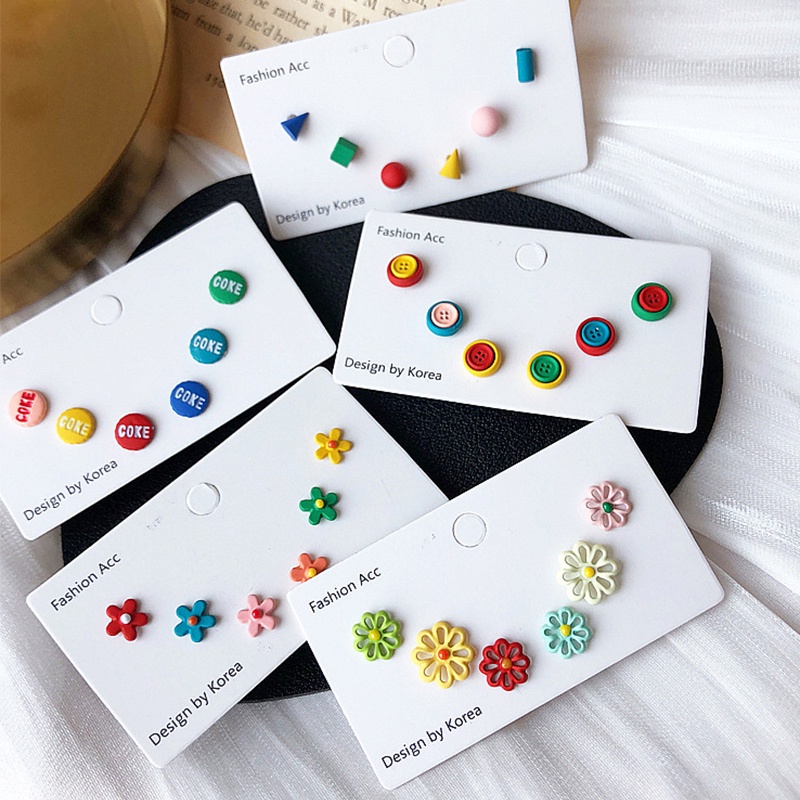 Set 6 Khuyên Tai Hình Hoa Cúc Nhiều Màu Sắc Dễ Thương