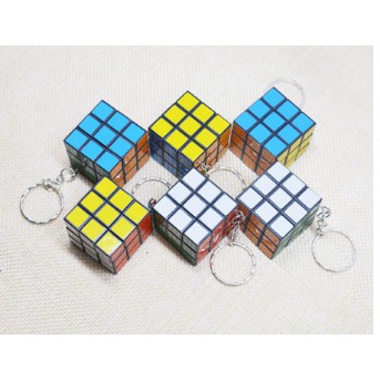 Móc khóa rubik 3*3cm