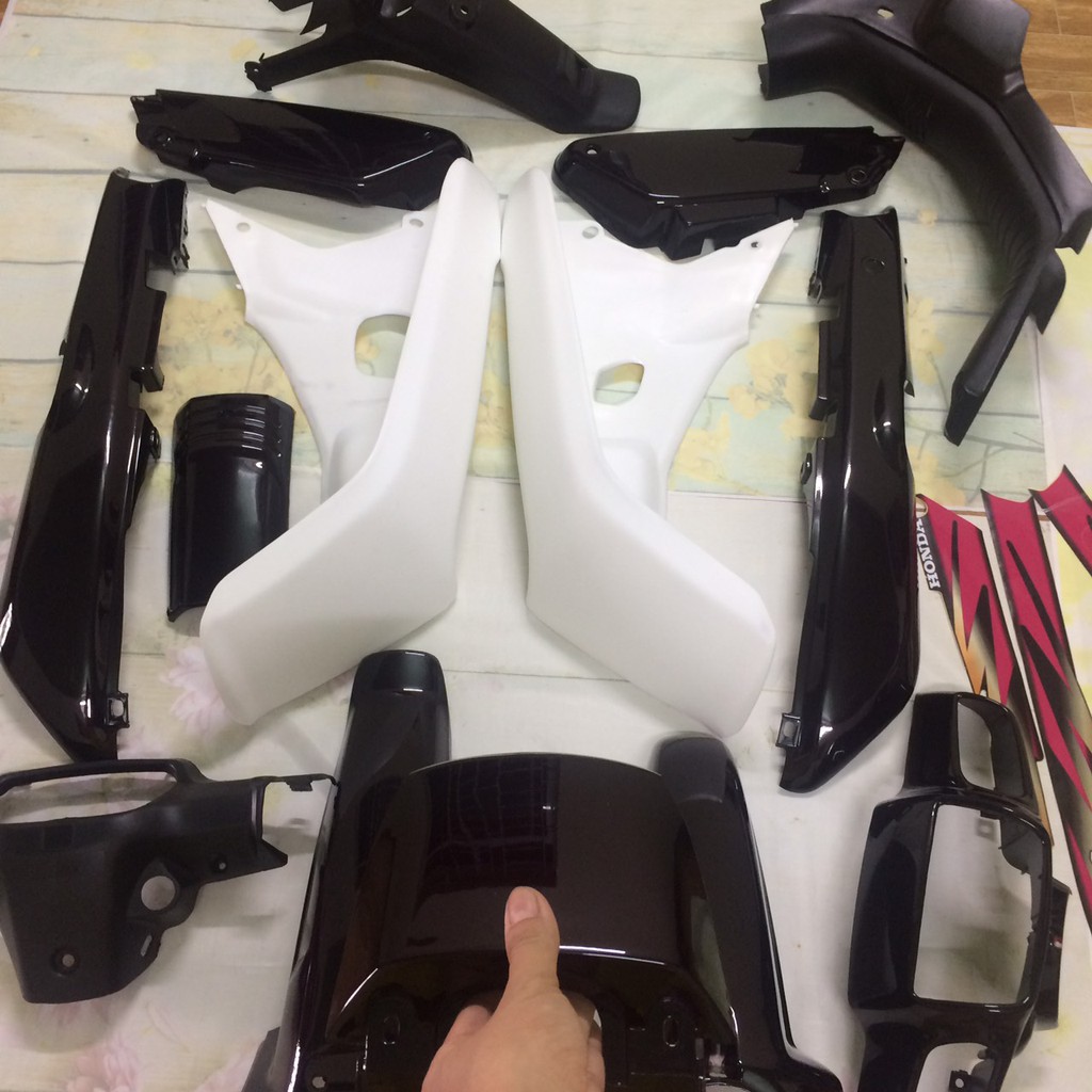 Bộ vỏ nhựa -Dàn áo xe Dream lùn- dream 3 màu Nho Tím  - nhựa trắng cao cấp