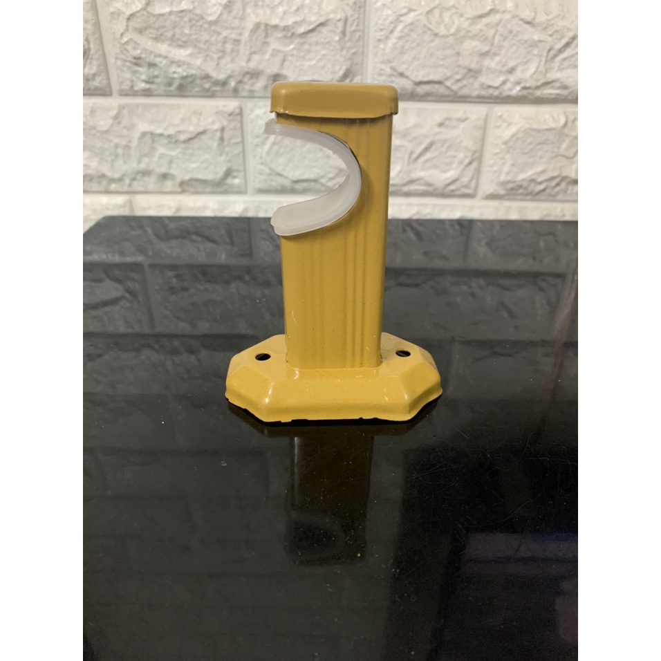 Trụ đỡ rèm, giá đỡ thanh treo rèm gắn tường