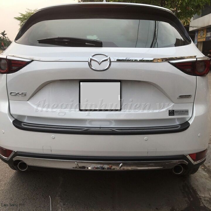 Ốp trang trí tay mở cốp sau Mazda Cx-5, CX5 2018-2023 - MS2