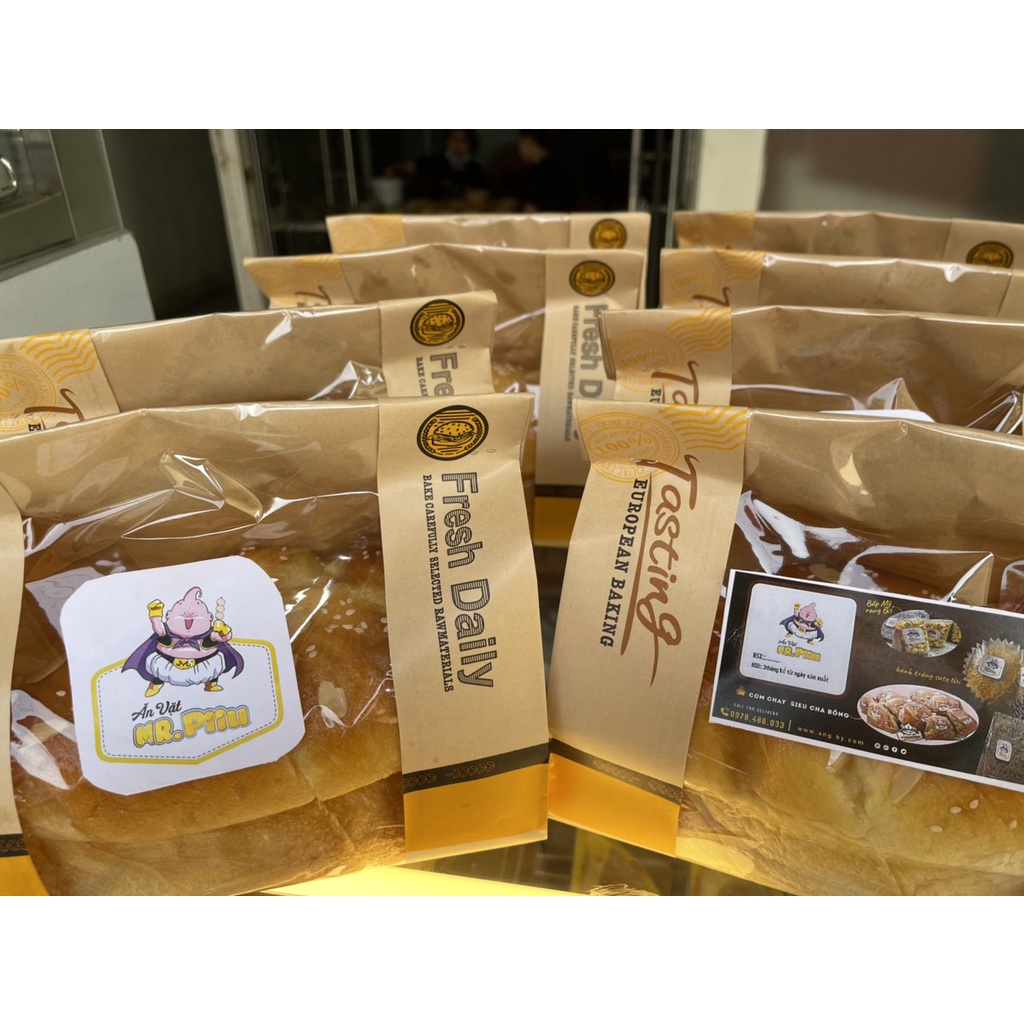 Bánh Mì Hoa Cúc Hạnh NHân, bánh mới mỗi ngày , nói không bánh cũ