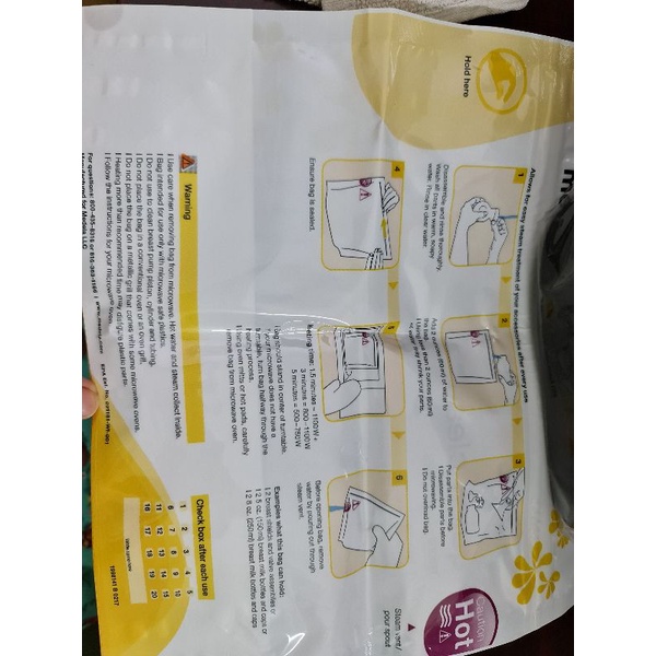 Túi tiệt trùng phụ kiện hút sữa Quick Clean tiệt trùng bằng lò vi sóng đến 99,99% vi khuẩn, rất tiện cho mẹ sữa công sở