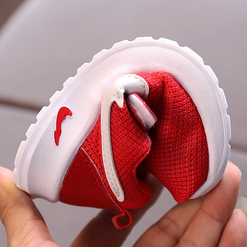 Giày thể thao mềm nhẹ thoáng khí phong cách Hàn Quốc size 21-30 thời trang cho trẻ em