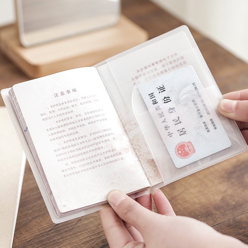 Bao bọc hộ chiếu - passport, kèm ngăn đựng thẻ tín dụng ID PVC trong mờ KN STORE