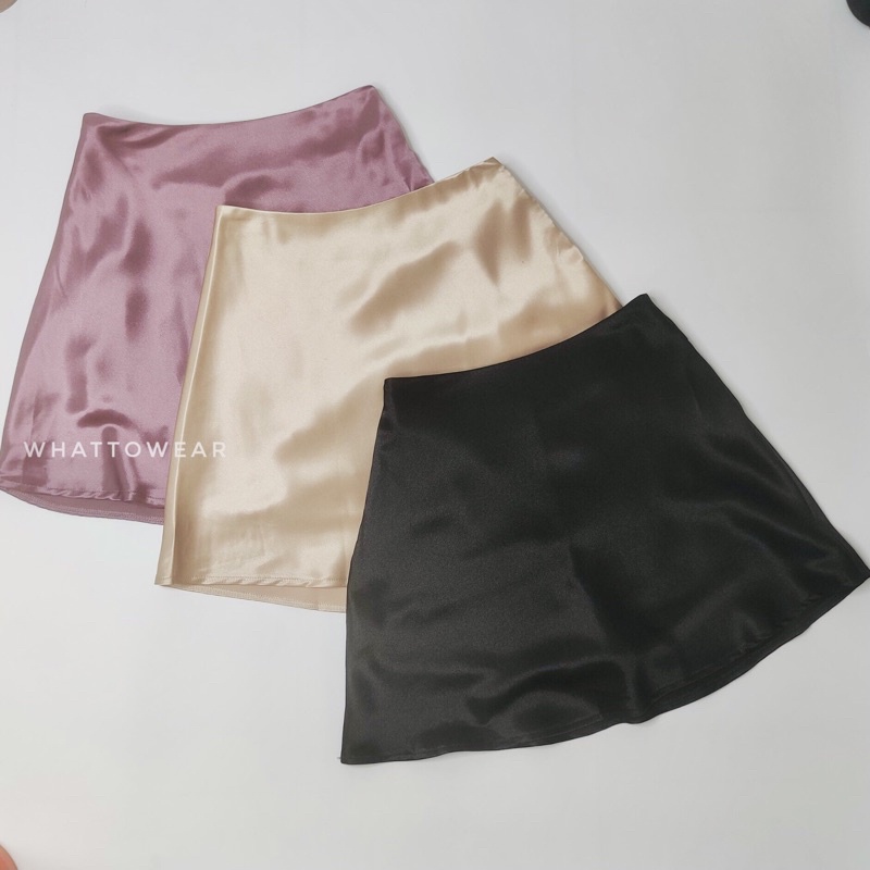 Chân váy lụa ngắn có quần trong by whattowear | BigBuy360 - bigbuy360.vn