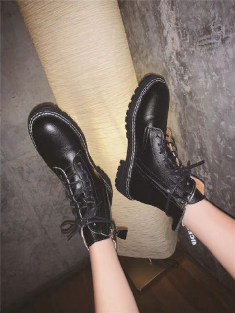 Order boots cao cổ nằm trong BST giày hit bên Trung Quốc mùa đông 2019, hàng quảng châu loại đẹp