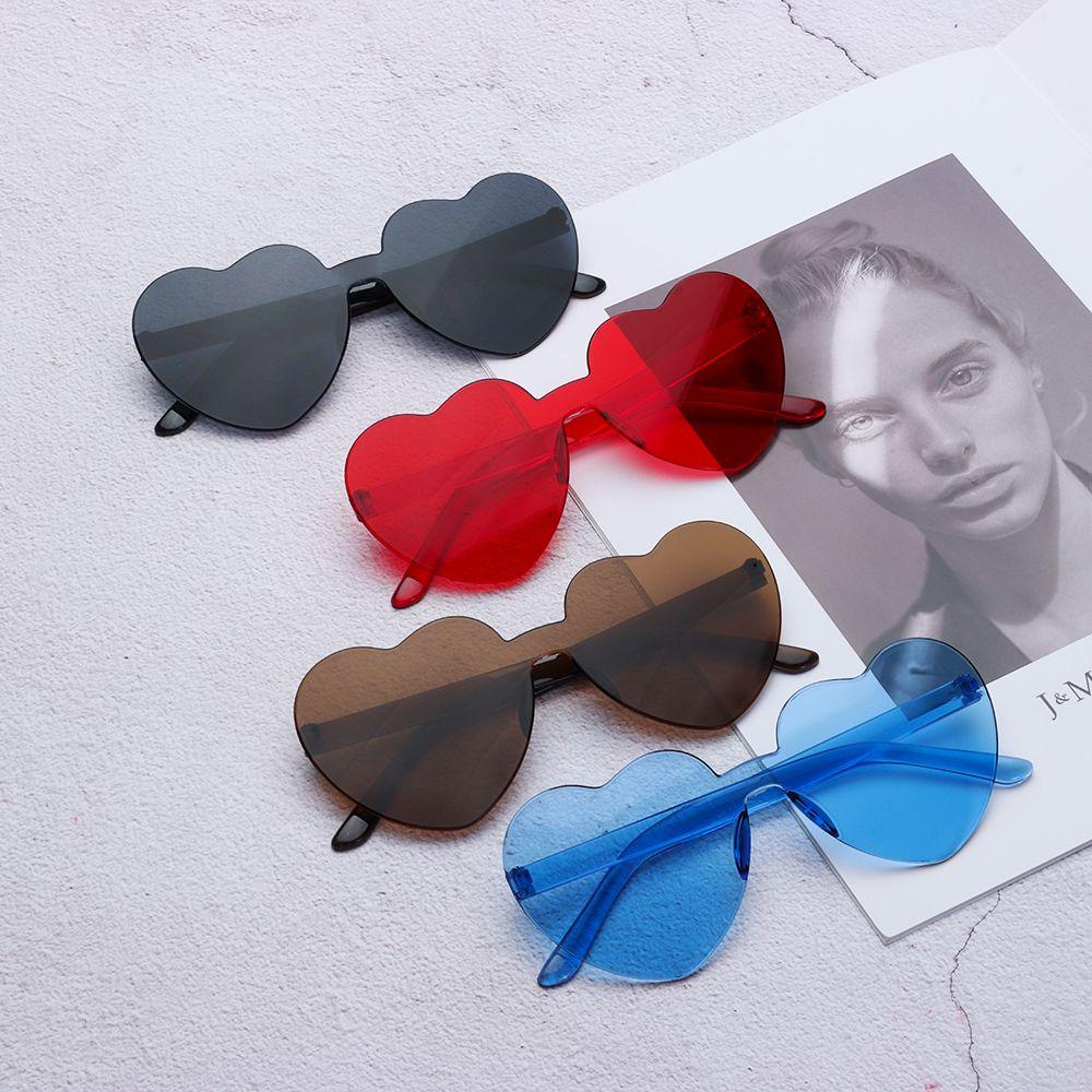 Kính Mát Hình Trái Tim Trong Suốt Màu Kẹo Ngọt Thời Trang Cho Nữ