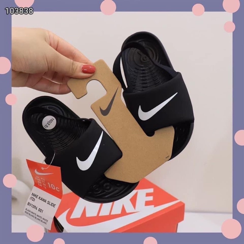 Sandal Nike Auth
