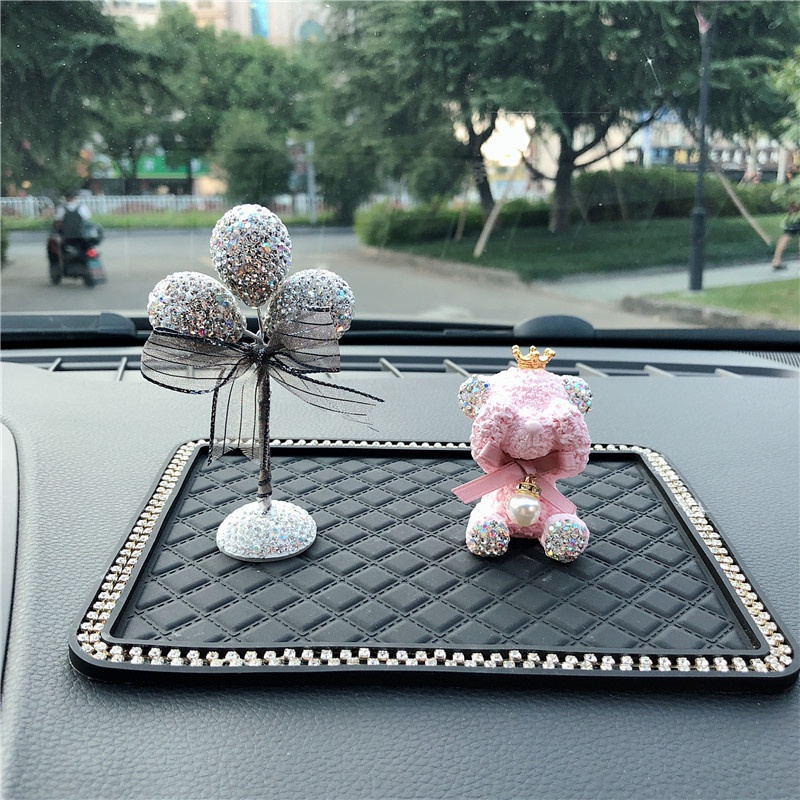 Phụ Kiện Khuếch Tán Tinh Dầu Hình Gấu Teddy Đính Đá Dễ Thương Trang Trí Xe Hơi