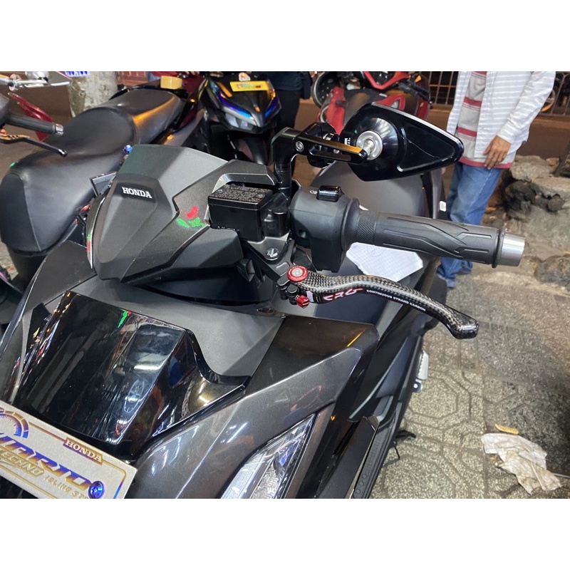 Tay thắng Carbon cho Honda Vario, Click đời 2017/Vario160