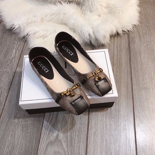 Giày bệt g c chuông SALE 20% ' ᴬ