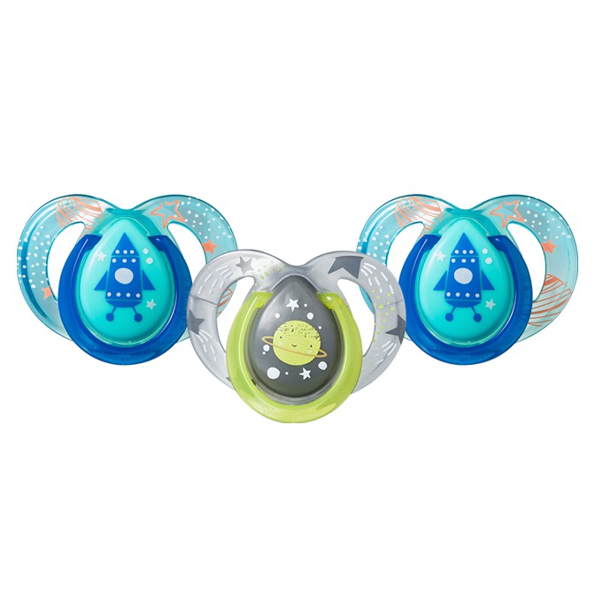 Bộ bình sữa ty siêu mềm tự nhiên và ty ngậm BOLDLY GO Tommee Tippee Closer To Nature, núm ty đi kèm 3-6 tháng - BOY