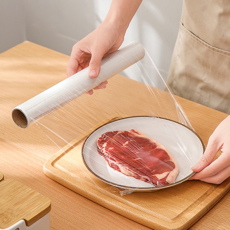 Màng bọc thực phẩm Ossayi bằng nhựa giữ tươi rau củ quả sử dụng trong nhà bếp