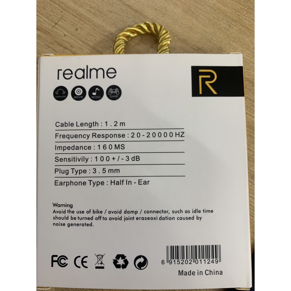 TAI NGHE REALME R-04 ÂM THANH CỰC HAY MẪU CỰC ĐẸP